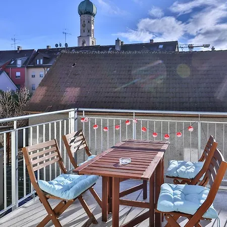 Bright - Augsburg's Biggest - 4br - Parking - Kitchen * Augsburg